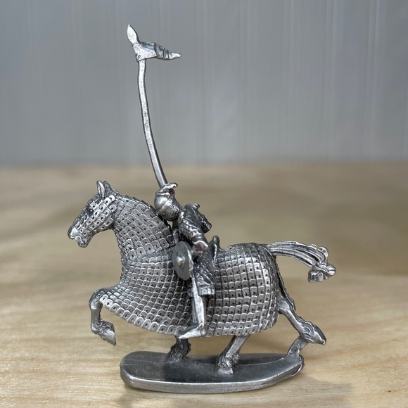 Vintage Ral Partha Pewter Mounted Medieval Chain Mail Lance Knight PP 663 - Picture 3 of 8